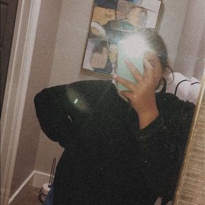 Meet your Posher, Chloe